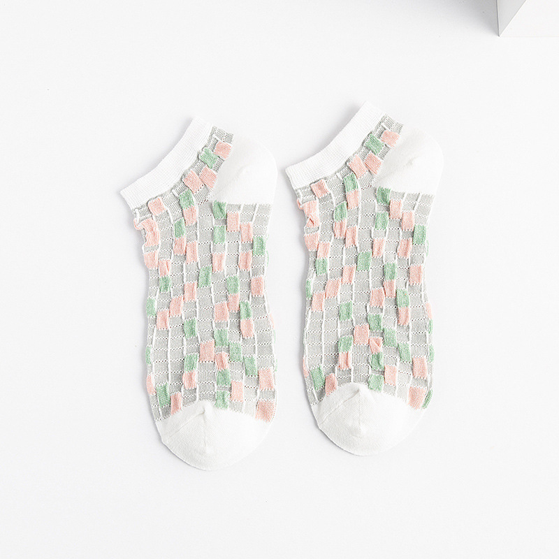 Women Socks Colorful Grids Short Socks Girls Socks Breathable Sweat-Absorbent Cotton Socks